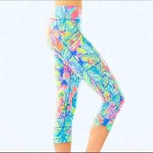 Lilly Pulitzer Luxletic Size Large Leggings